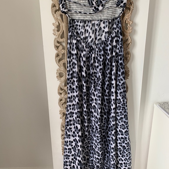 Strapless low back leopard print maxi dress - Picture 4 of 4